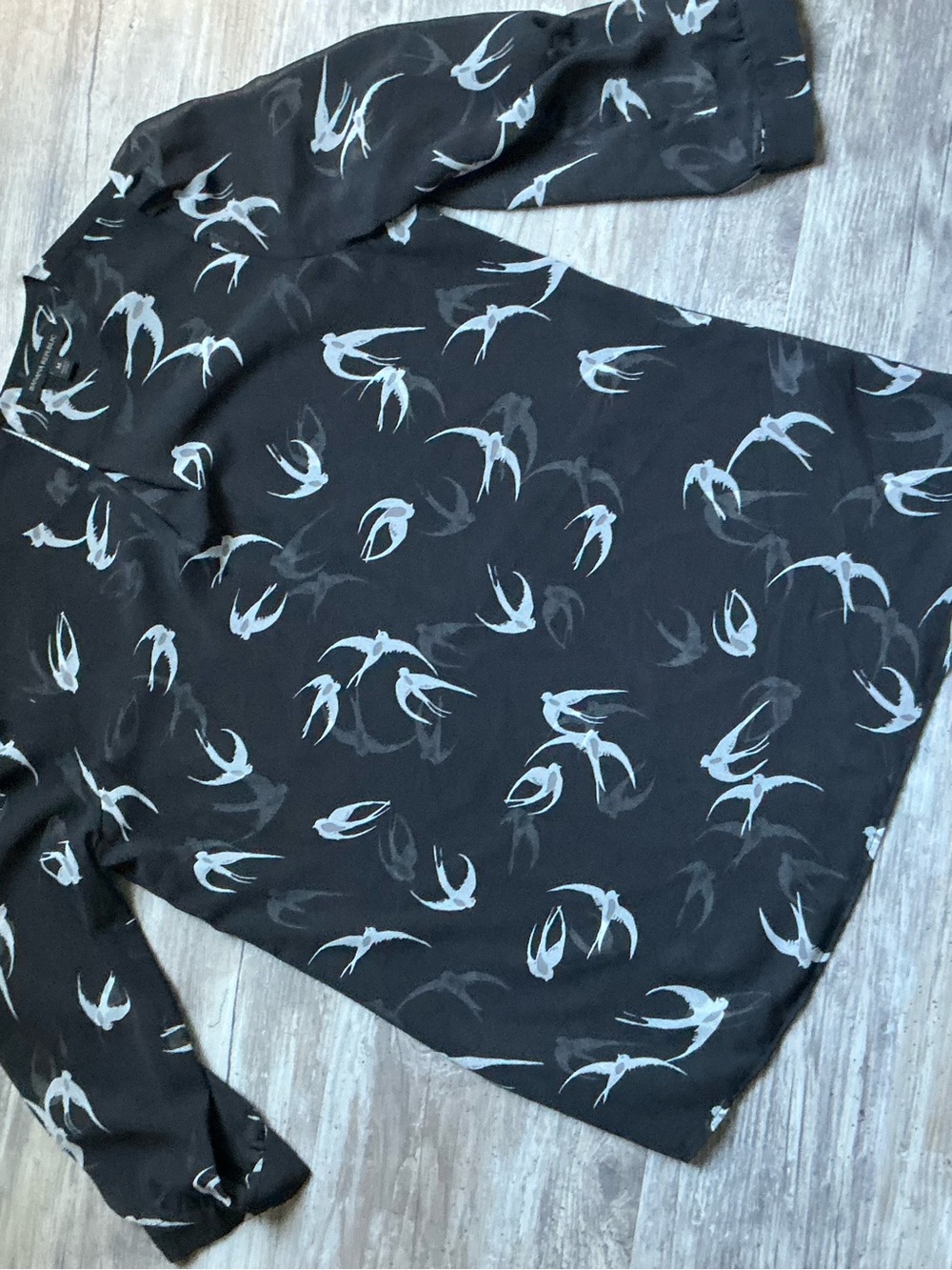 Banana Republic Gray Blouse with Swallow Print